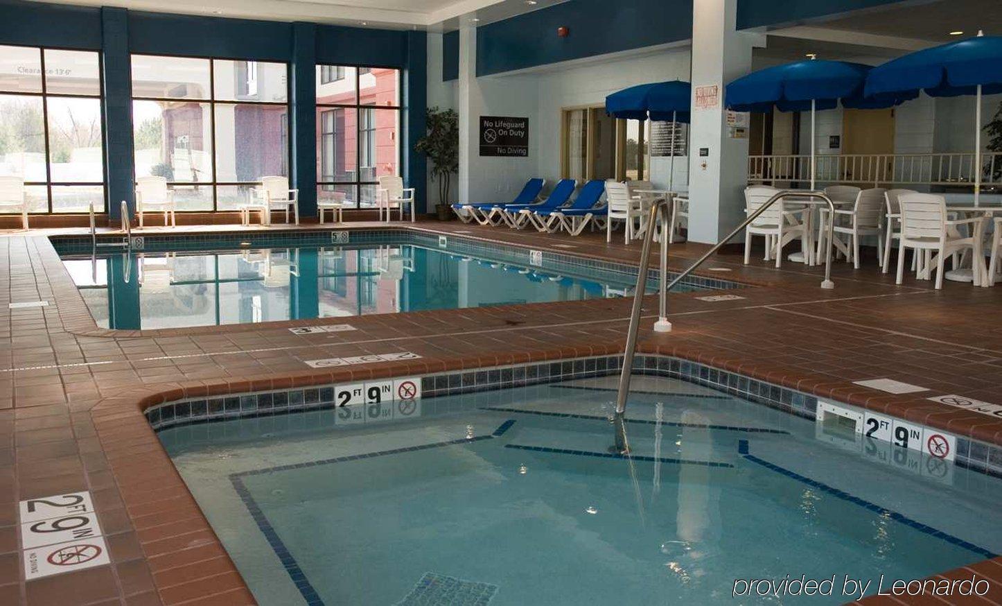 Hampton Inn & Suites Lino Lakes Facilități foto